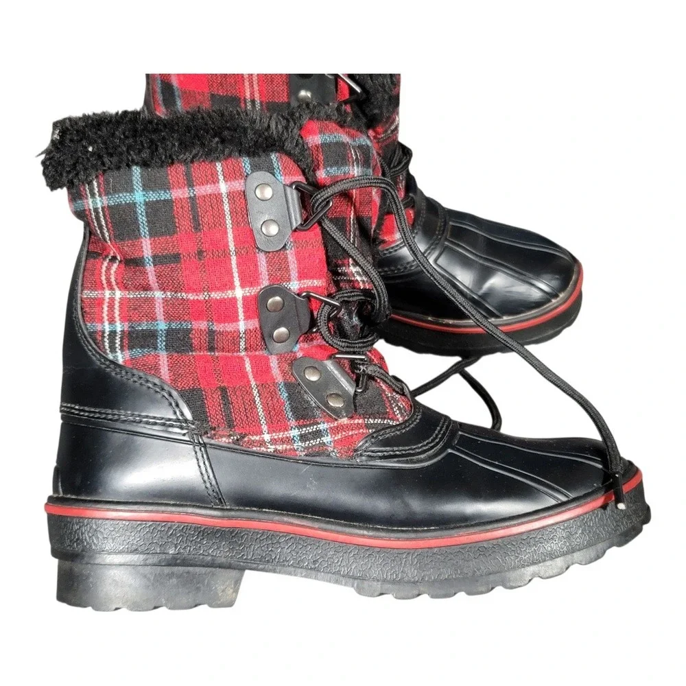 Bass Skeeter Women's Red Plaid‎ Faux Fur Duck Boots Sz 7M Waterproof Winter Snow